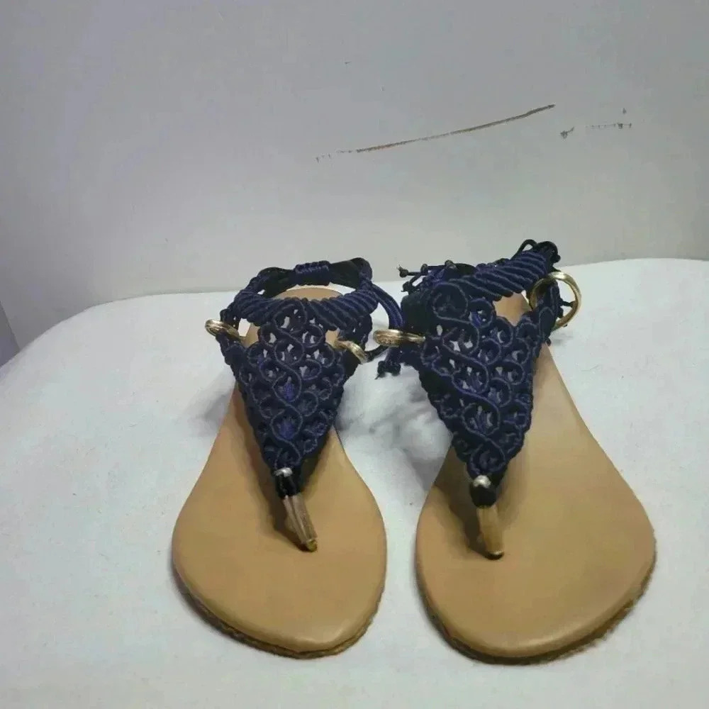 Unbranded Sandles NWOT size 5 Blue